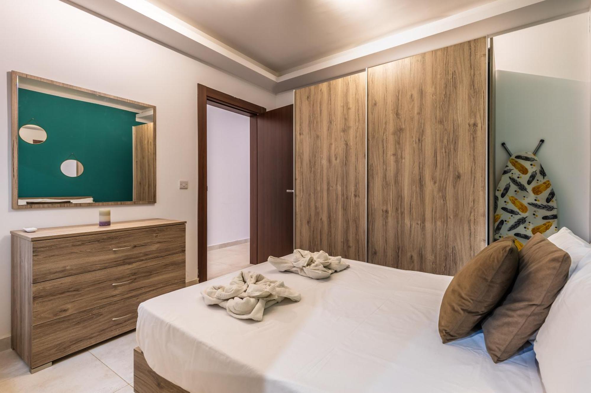 Kunsu'S Apartment 5 Min Walk From St Julians San Ġwann Zewnętrze zdjęcie